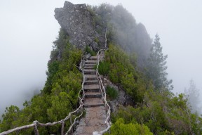华体会app-铁幕下的独舞，2026世界杯G组，当英格兰的碾压风暴遇上库尔图瓦的不朽城墙