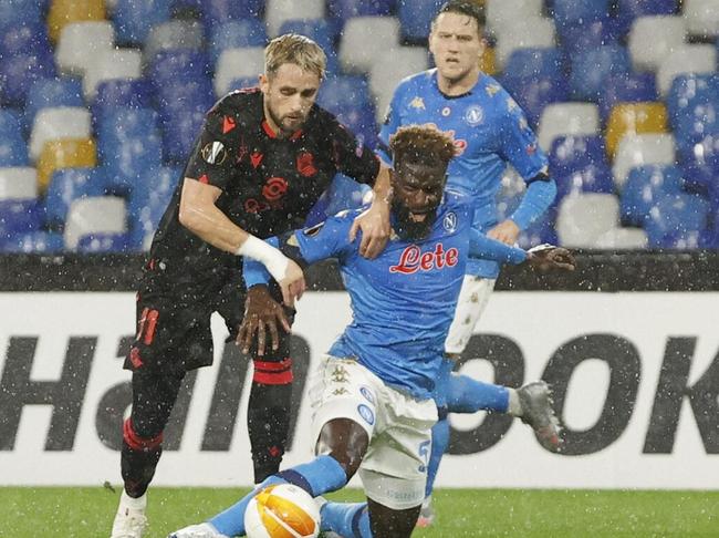 华体会登录-莱比锡轻取里昂,贝尔补时绝平西甲的简单介绍  第2张 华体会登录-莱比锡轻取里昂,贝尔补时绝平西甲的简单介绍  第2张