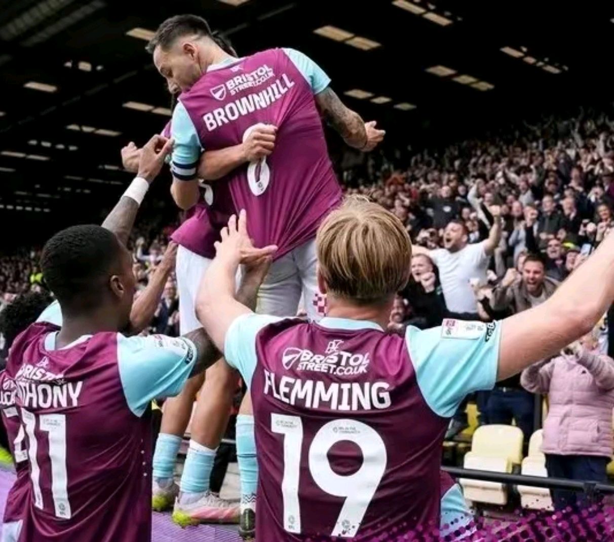 华体会hth-伯恩茅斯主场拿下沃特福德,实现逆袭的简单介绍  第2张 华体会hth-伯恩茅斯主场拿下沃特福德,实现逆袭的简单介绍  第2张