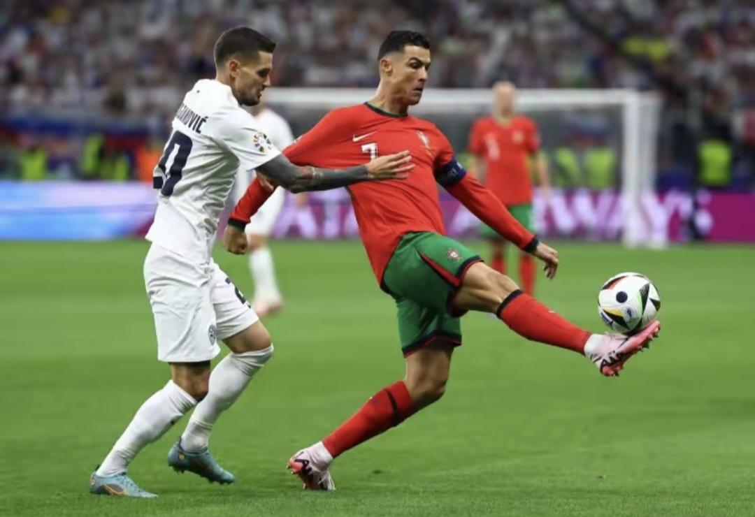 华体会体育-斯洛文尼亚球队在点球大战中不敌对手,斩落泪水的简单介绍  第1张 华体会体育-斯洛文尼亚球队在点球大战中不敌对手,斩落泪水的简单介绍  第1张