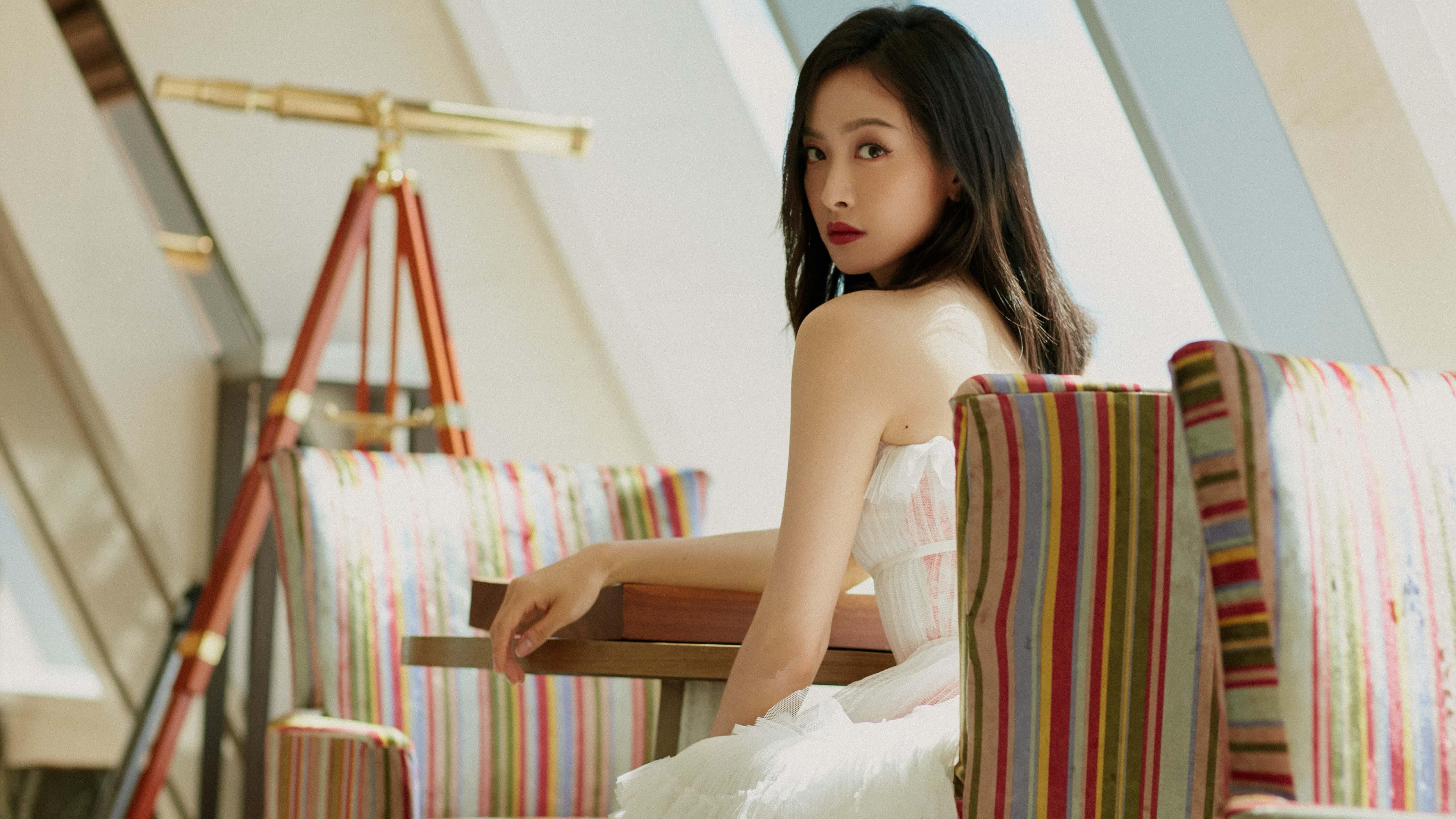 华体会体育-爆发的两重奏,贝林厄姆的一瞬与乌克兰的漫长终局 第1张 华体会体育-爆发的两重奏,贝林厄姆的一瞬与乌克兰的漫长终局 第1张